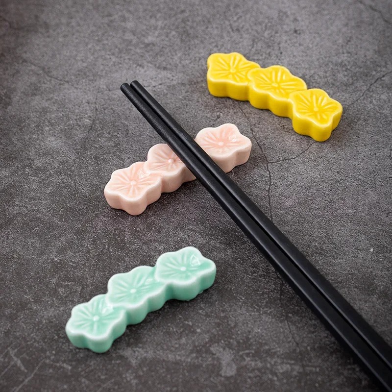 1PC セラミック桜の花箸ホルダースプーンフォーク箸置きスタ - Chopstick Rest Ceramic のレビューと価格